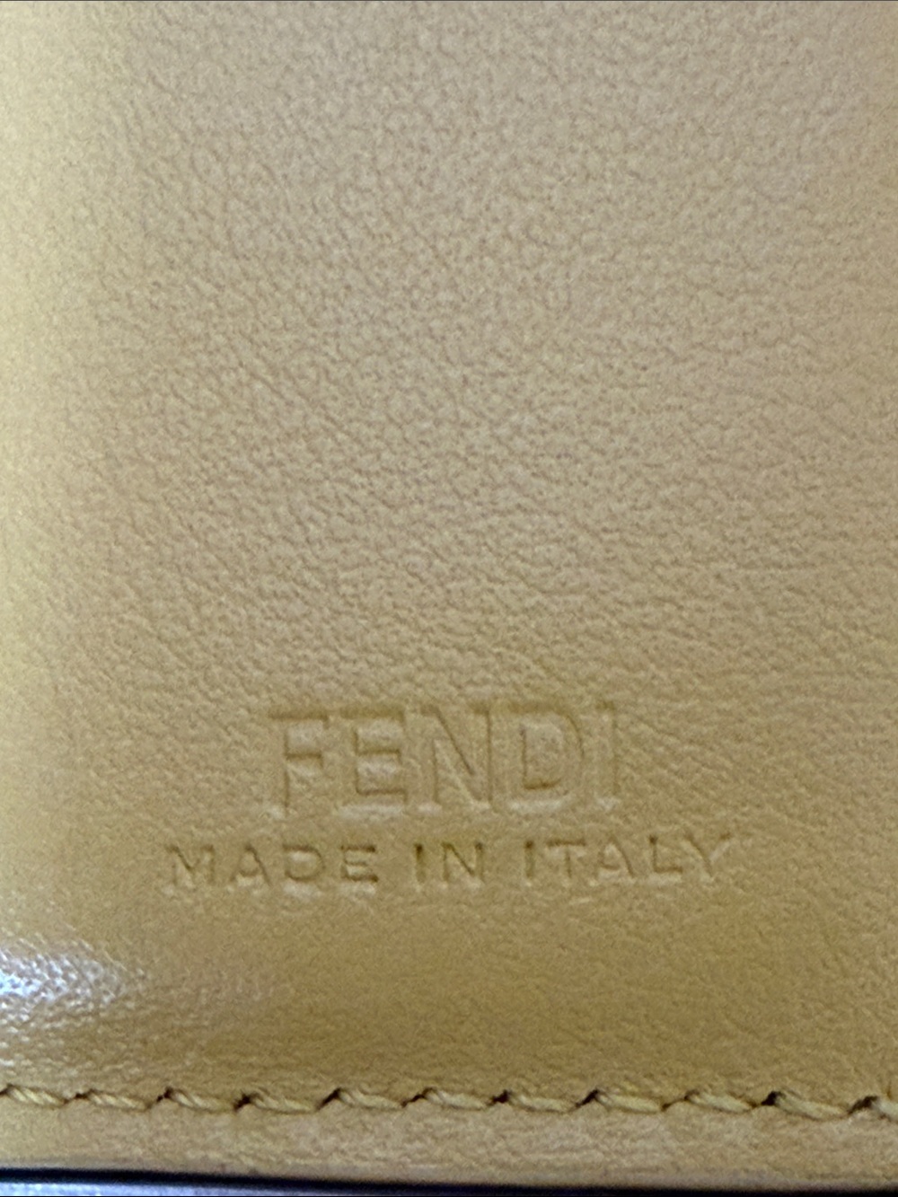 Fendi Zucca bifold FF logo unisex wallet. - Picture 6 of 16
